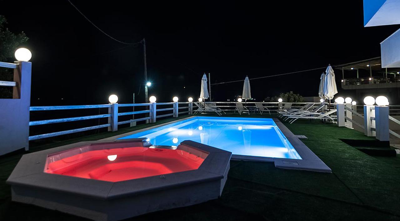 Paradiso Resort Agia Marina  المظهر الخارجي الصورة